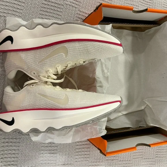 Nike Women's Pale Ivory and Pink Sneakers - Picture 4 of 5